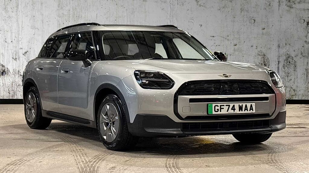 2024 MINI Mini Countryman E Cooper E Classic