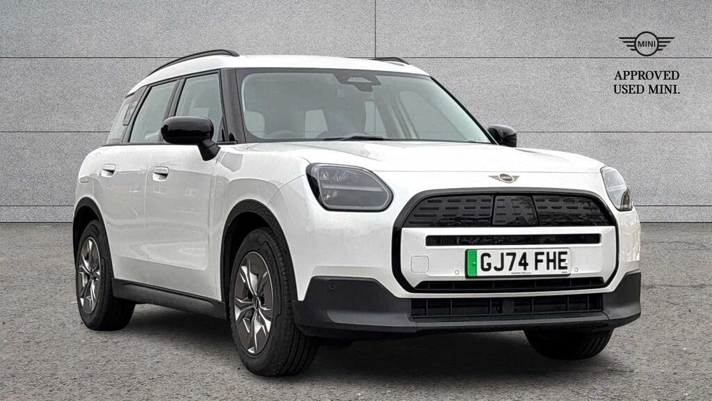2024 MINI Mini Countryman E Cooper E Classic