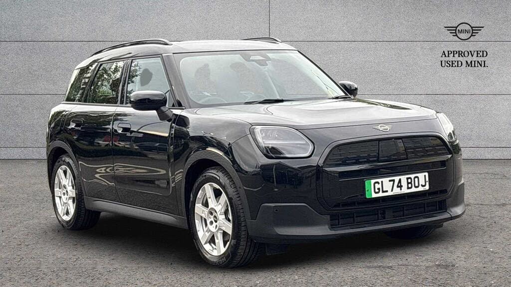 2024 MINI Mini Countryman E Cooper E Classic