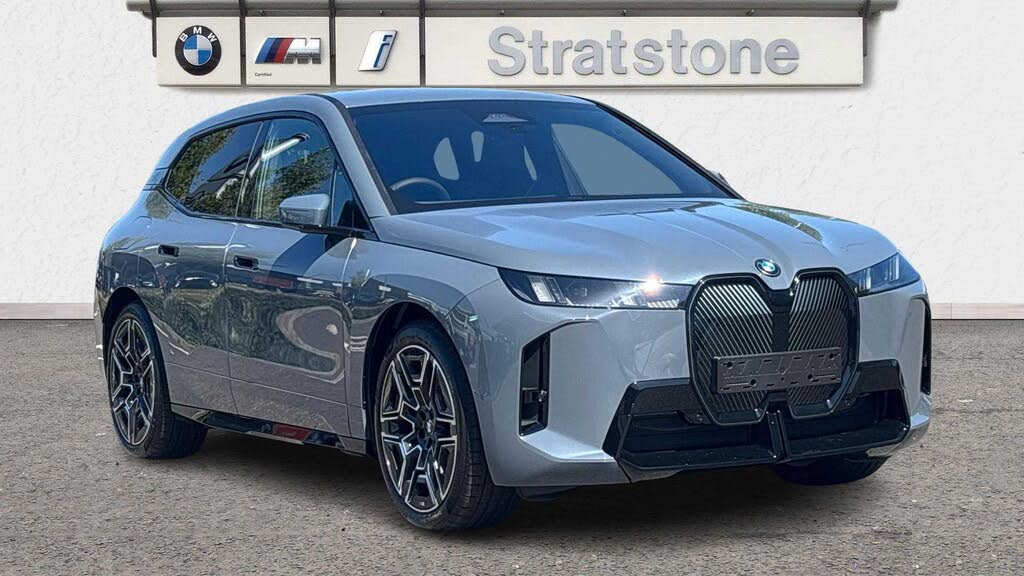 2025 BMW iX E xDrive60 M Sport