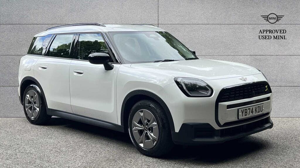 2024 MINI Mini Countryman E Cooper SE Classic