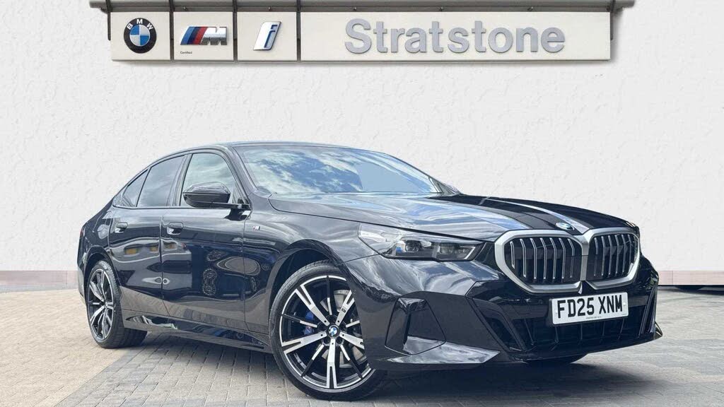2025 BMW 5 Series 2.0 520i M Sport (MHT) Saloon 4d