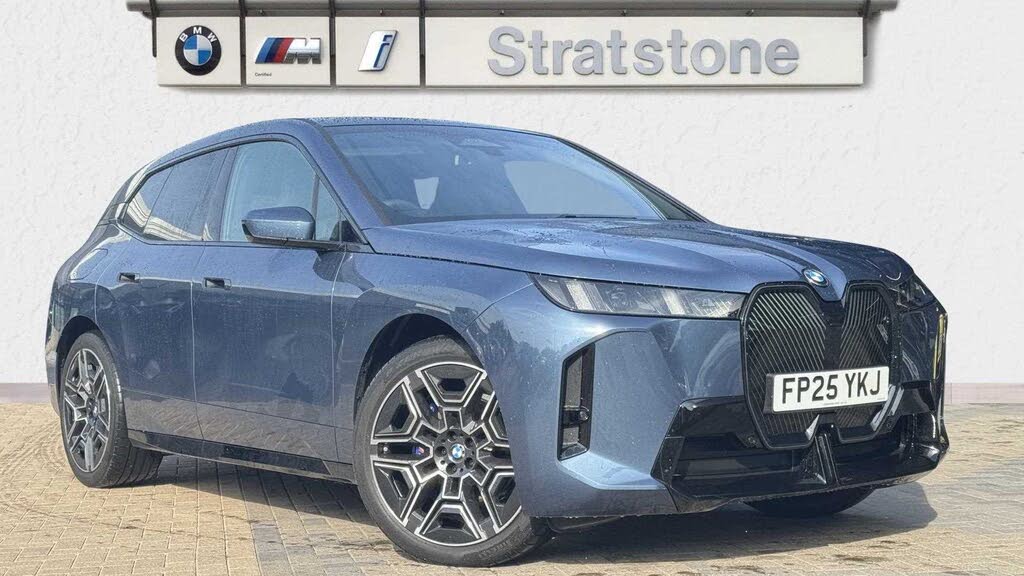 2025 BMW iX E xDrive60 M Sport