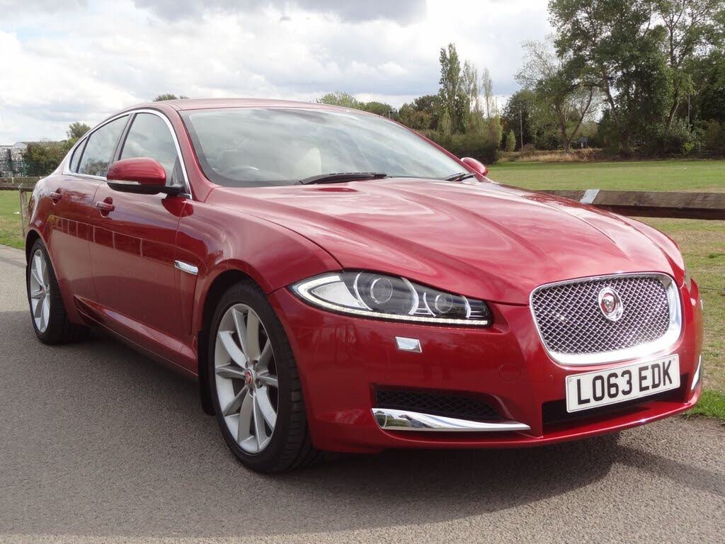 2013 Jaguar XF 3.0TD Premium Luxury (s/s) Saloon 4d Auto