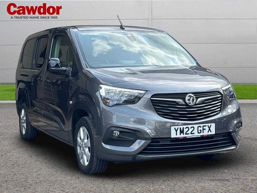 2022 Vauxhall Combo Life 1.2i SE XL