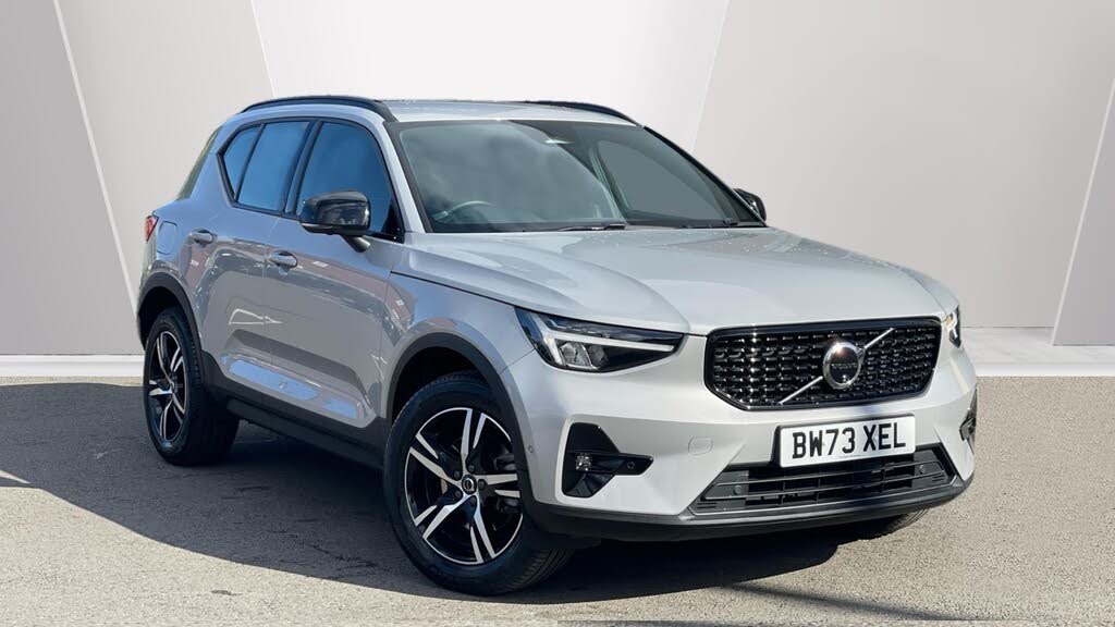 2024 Volvo XC40 2.0 B4 Plus