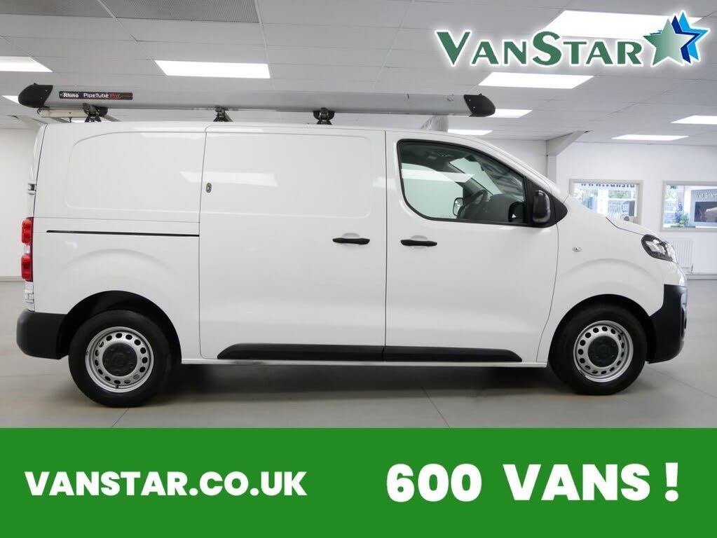 2022 Vauxhall Vivaro 2.0TD 3100 L1H1 Dynamic