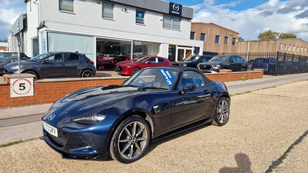2023 Mazda MX-5 2.0 Exclusive-Line Roadster