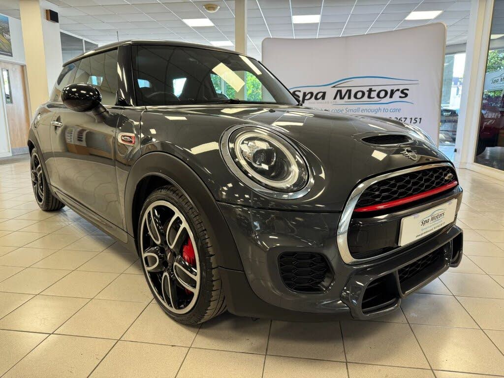 2018 MINI Mini 2.0 John Cooper Works (s/s) Hatchback 3d