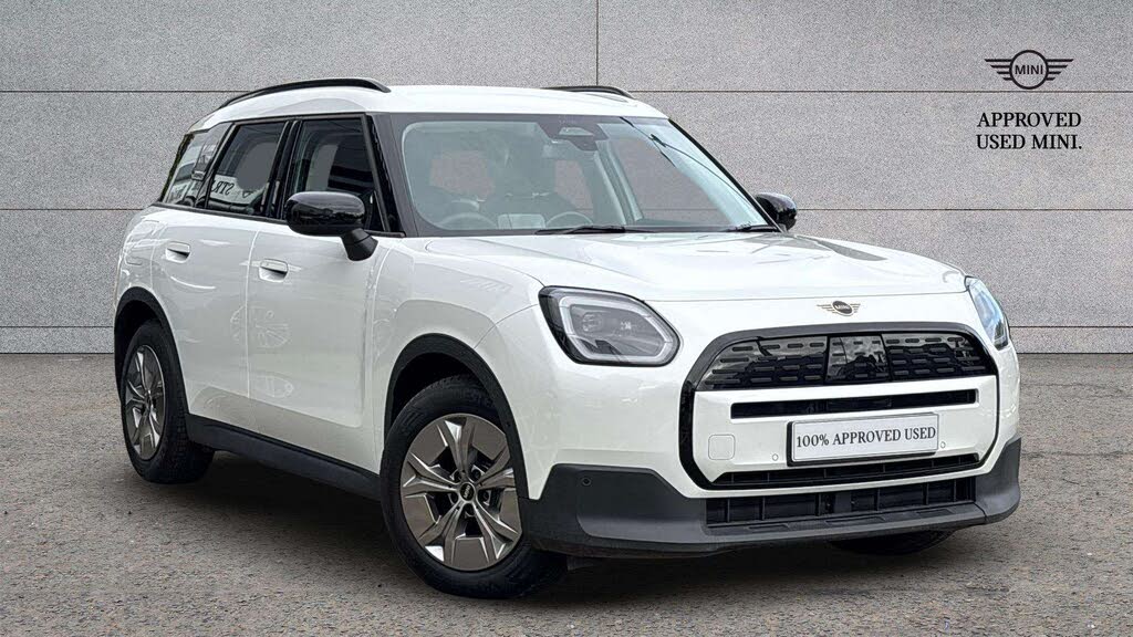 2024 MINI Mini Countryman E Cooper E Classic