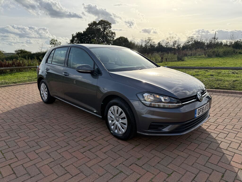 2018 Volkswagen Golf 1.4 TSI S (BMT)(s/s) Hatchback 5d