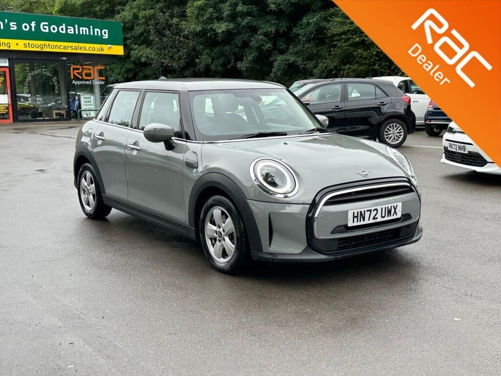 2022 MINI Mini 1.5 Cooper Classic (Premium) Hatchback 5d Auto