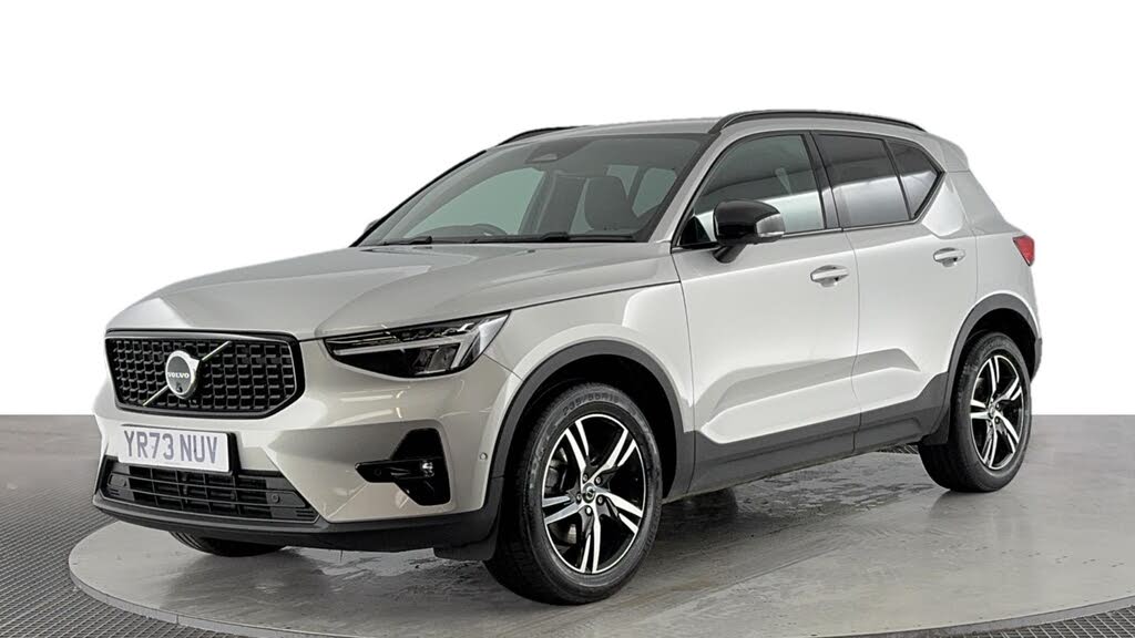 2023 Volvo XC40 2.0 B3 Plus