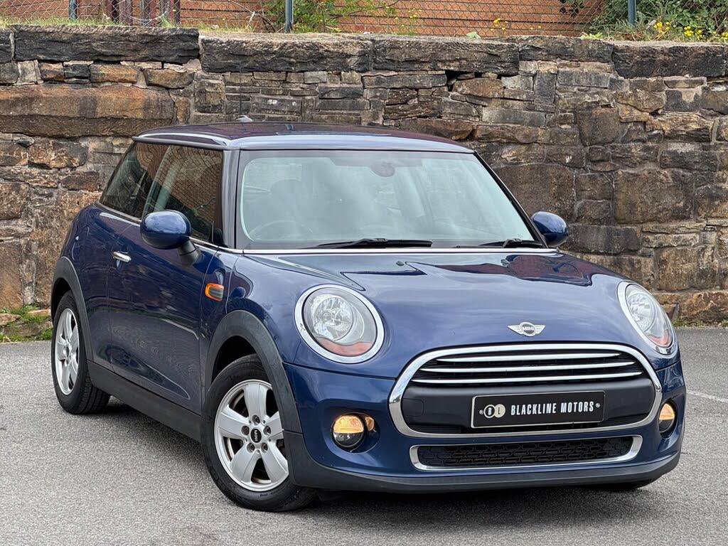 2015 MINI Mini 1.2 One (Media XL)(s/s) 3d