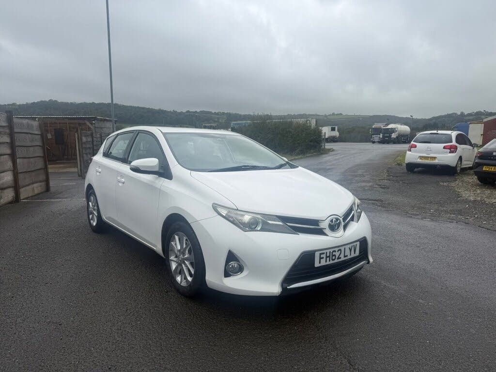 2013 Toyota Auris 1.6 Icon Hatchback Multidrive S