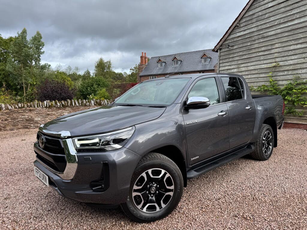 2021 Toyota Hi-Lux 2.4D-4D Invincible (150hp)(Eu6dT-E)