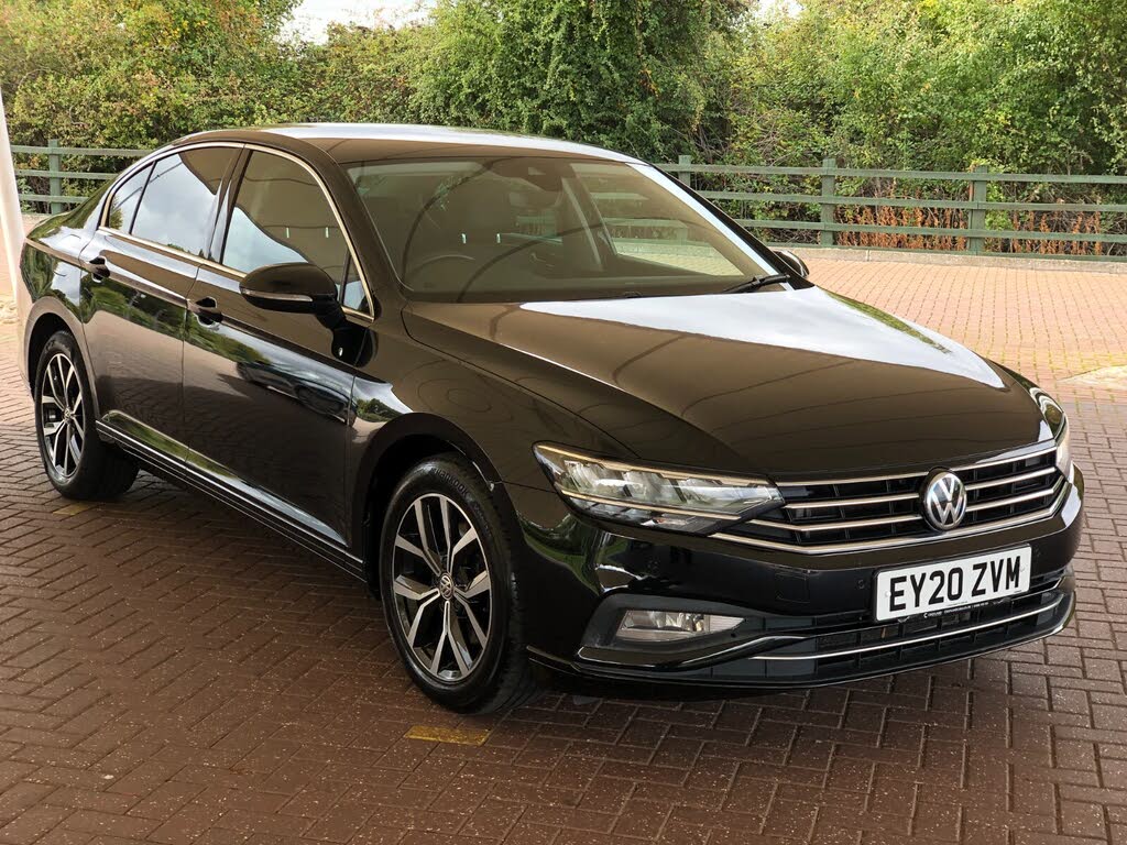 2020 Volkswagen Passat 1.5 TSI SEL Saloon 4d