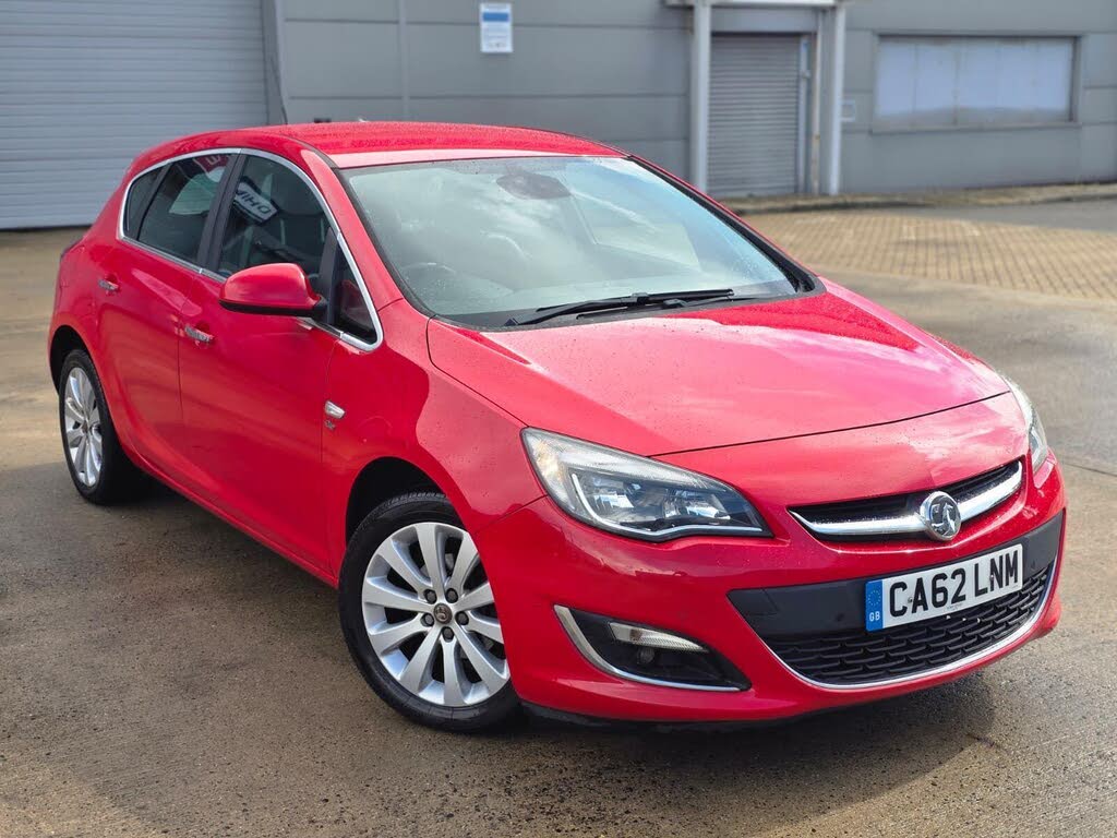 2013 Vauxhall Astra 1.6 Elite VVT (115ps) Hatchback