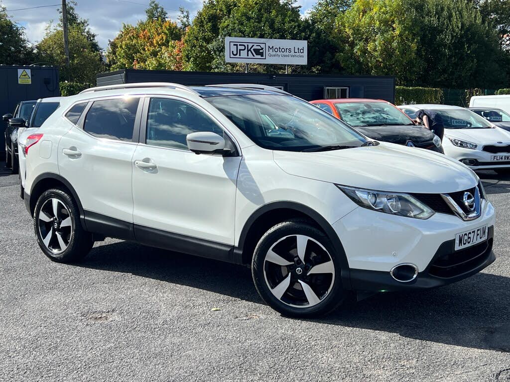 2017 Nissan Qashqai 1.5dCi N-Connecta (Executive Pack)