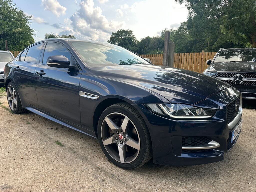 2016 Jaguar XE 2.0d R-Sport (180ps) (AWD) Auto