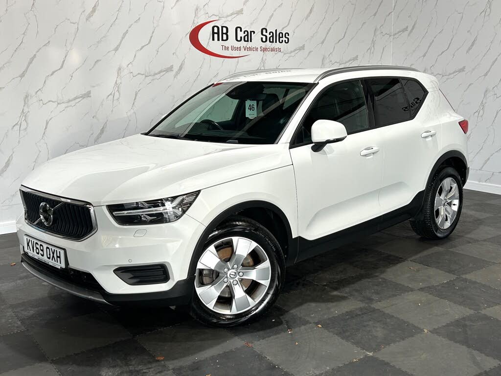 2019 Volvo XC40 2.0TD D3 Momentum AWD Geartronic
