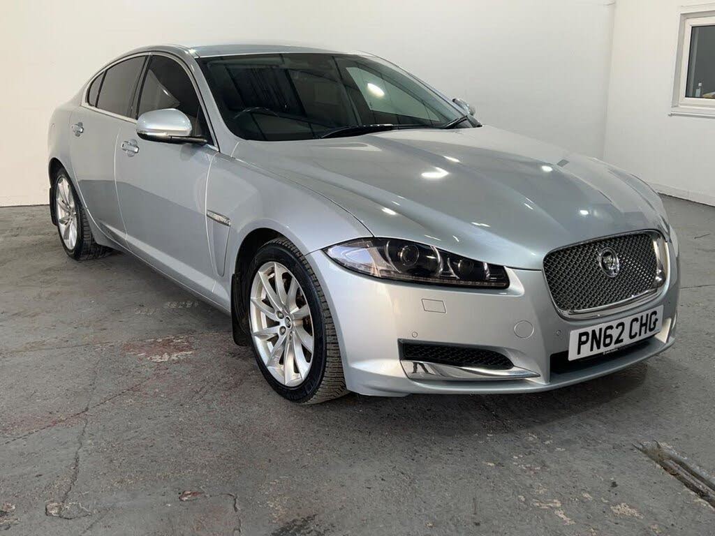 2012 Jaguar XF 2.2TD Premium Luxury (190ps) Saloon 4d auto