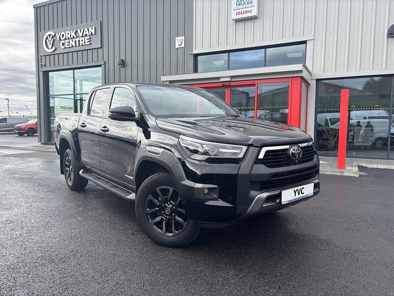 2023 Toyota Hi-Lux 2.8D-4D Invincible X 2754cc auto