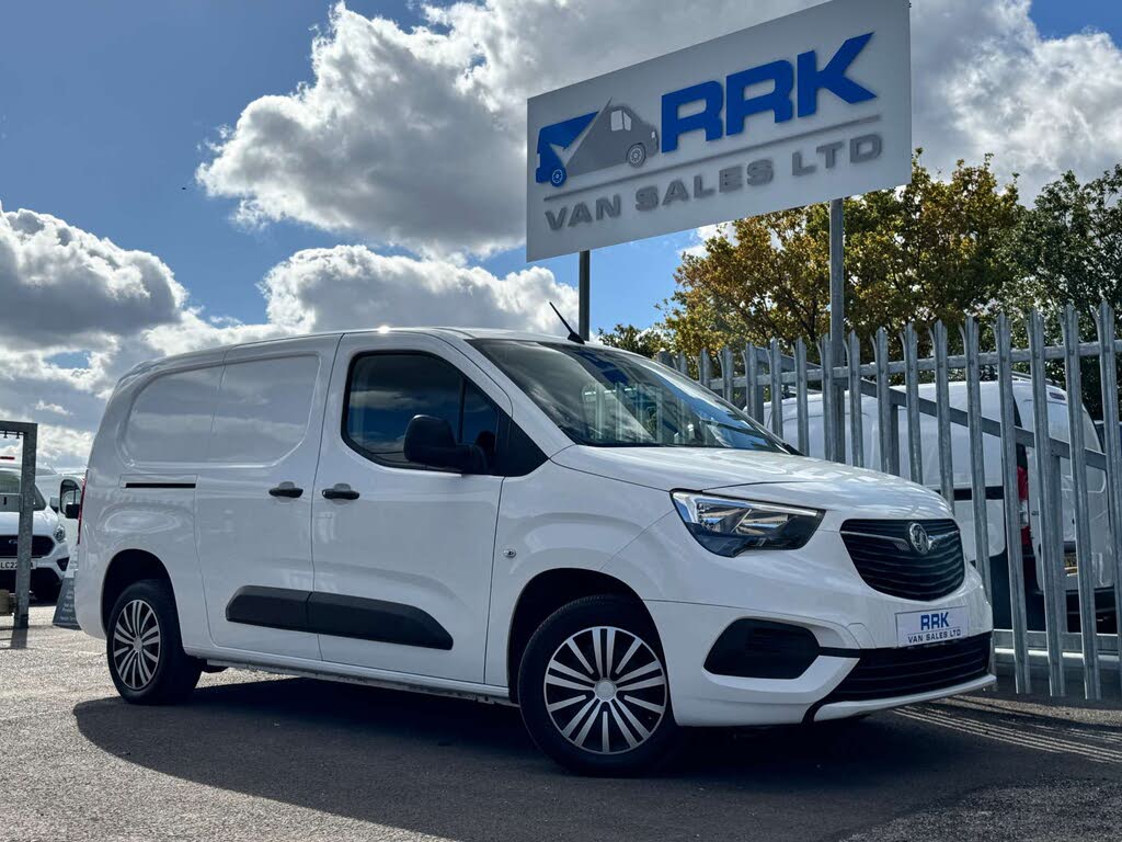 2020 Vauxhall Combo 1.5CDTi Sportive 2300 (100PS)(EU6d-T) L2H1 Panel