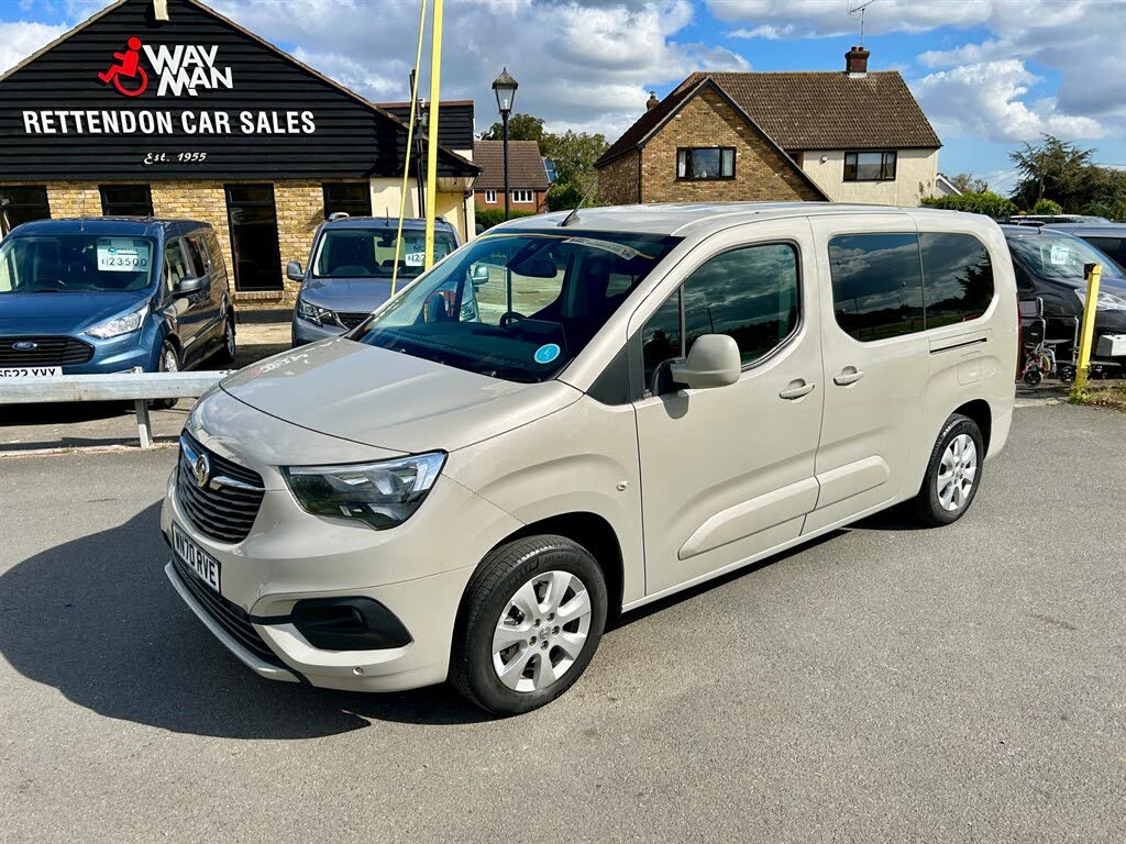 2020 Vauxhall Combo Life 1.2i Energy (130ps) (7st) Auto