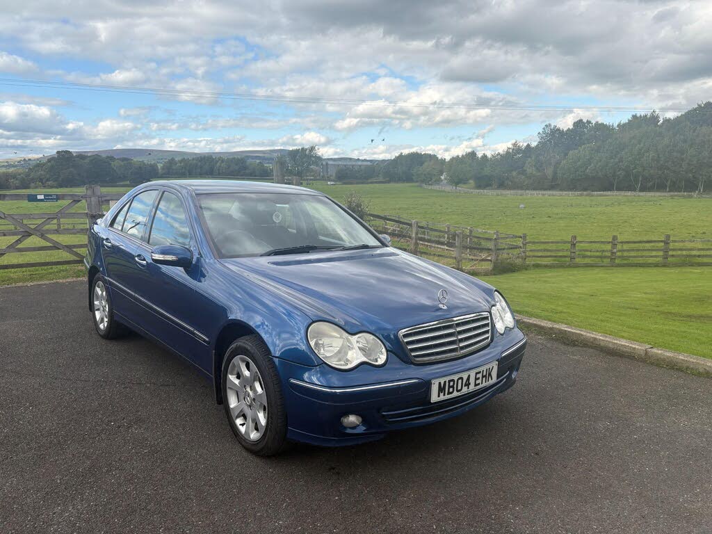 2004 Mercedes-Benz C-Class 1.8 C200 Kompressor Elegance SE Saloon 4d auto