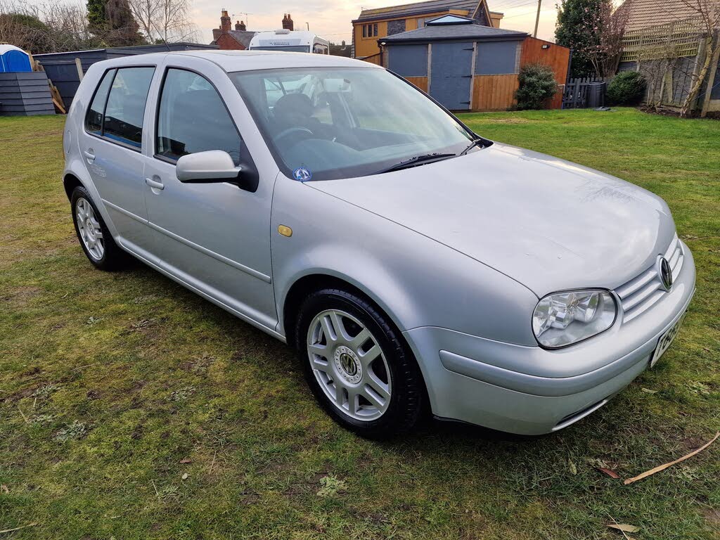 1999 Volkswagen Golf 2.3 V5 Hatchback auto