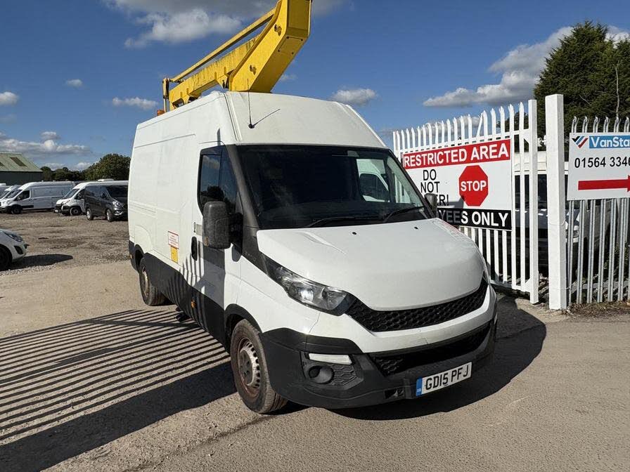 2015 Iveco Daily S Class 2.3TD 35S13V 3000 H1 Panel