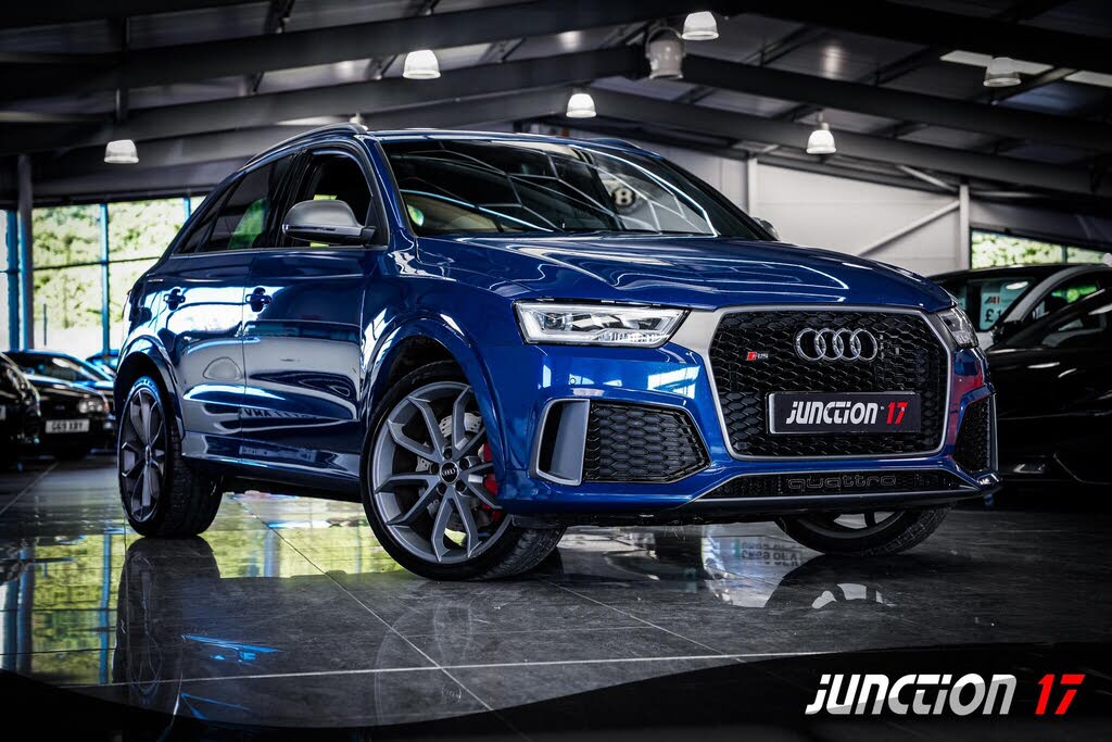 2016 Audi RS Q3 2.5 TFSI quattro Performance