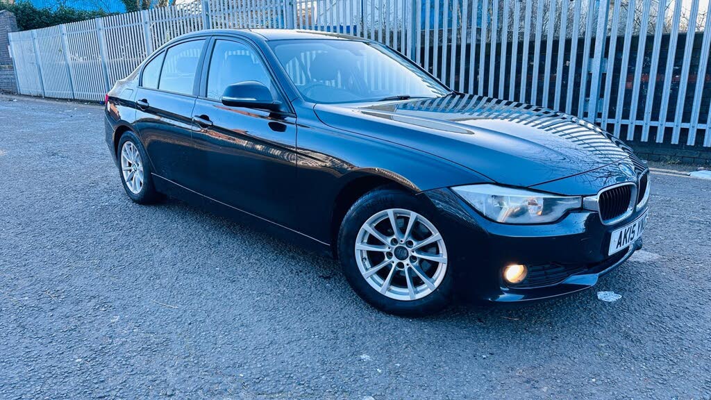 2015 BMW 3 Series 2.0TD 320d EfficientDynamics Business BluePerformance Saloon 4d Auto