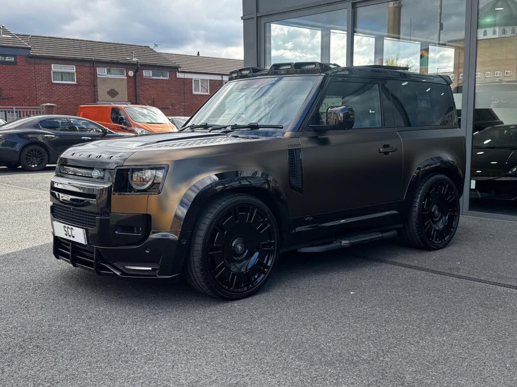 2021 Land Rover 90 Defender 5.0 P525 V8 Carpathian Edition