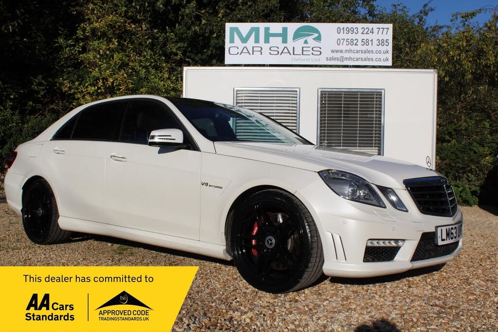 2013 Mercedes-Benz E-Class 5.5 E63 AMG (525bhp) BlueEFFICIENCY (s/s) Saloon 4d 7S