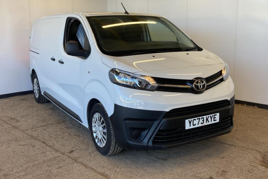 2023 Toyota PROACE 1.5D Icon Medium