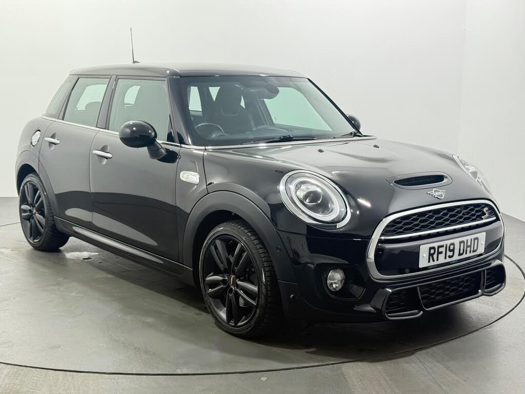 2019 MINI Mini 2.0 Cooper S Sport (189bhp) Hatchback 5d Auto