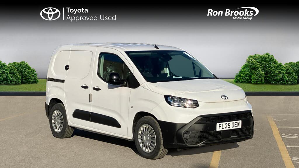 2025 Toyota ProAce City E Icon (Ply Lining) L1