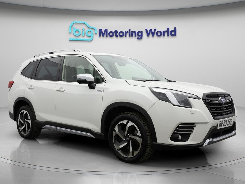 2023 Subaru Forester 2.0 e-Boxer XE