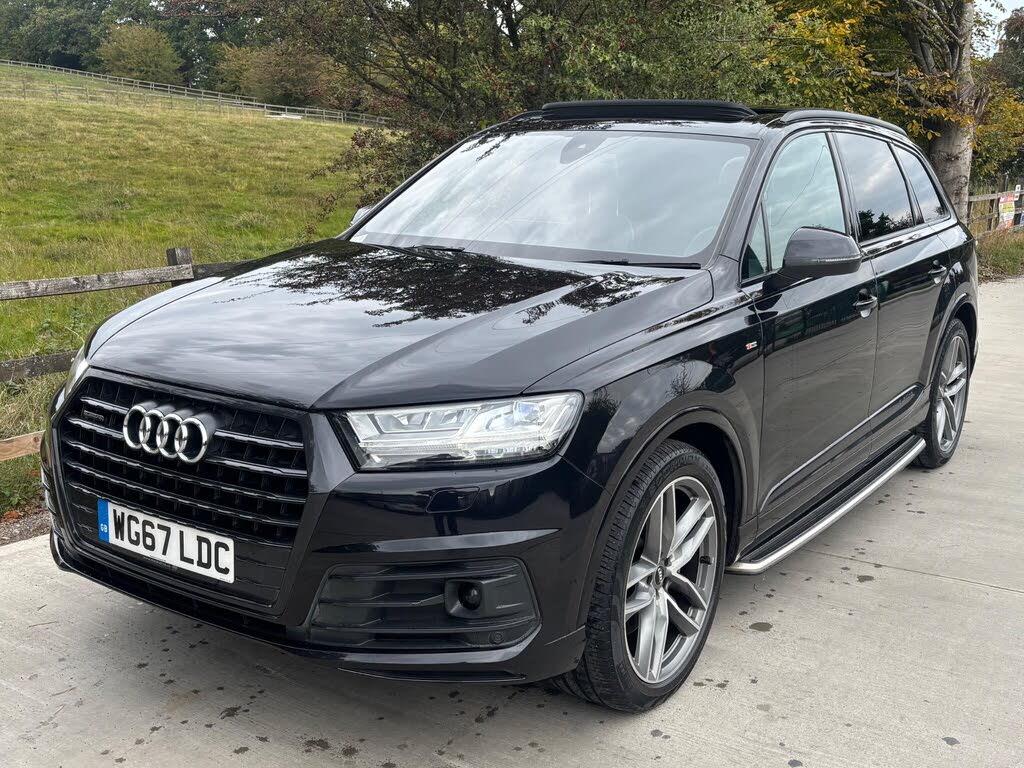 2017 Audi Q7 3.0TDI quattro S Line (272ps)