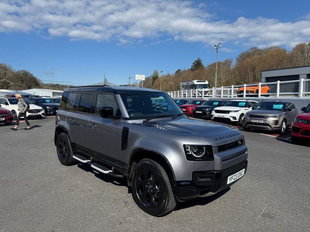2023 Land Rover 110 Defender 3.0 D300 X-Dynamic SE