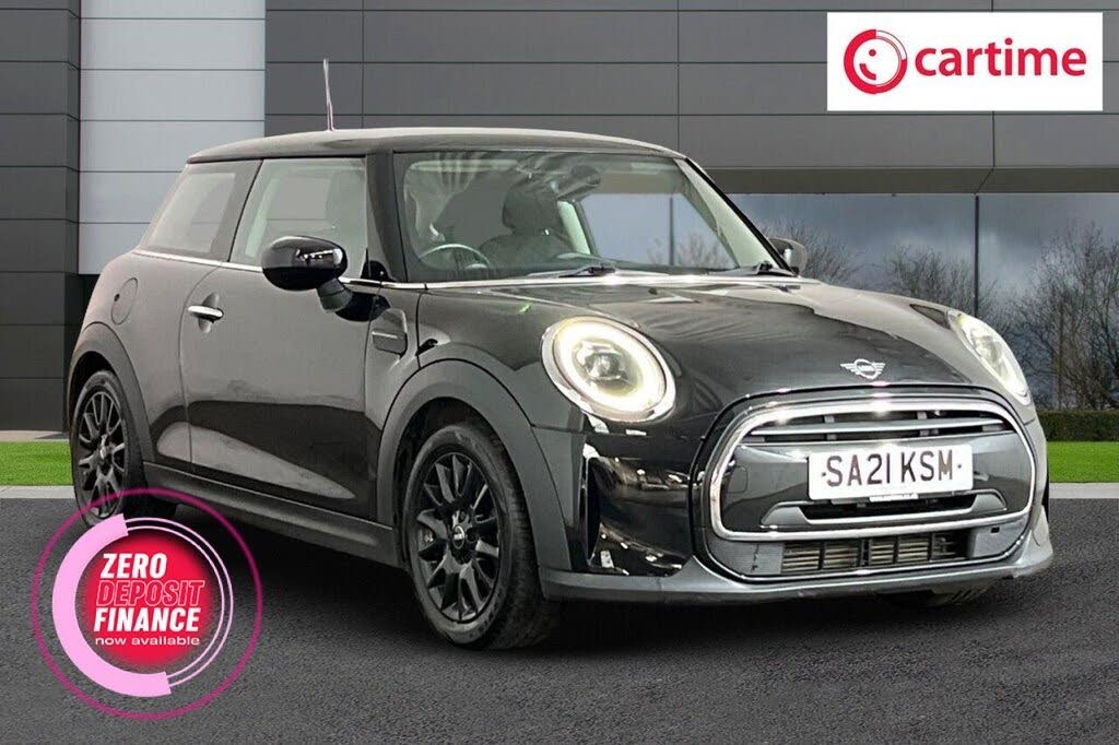2021 MINI Mini 1.5 Cooper Classic Hatchback 3d