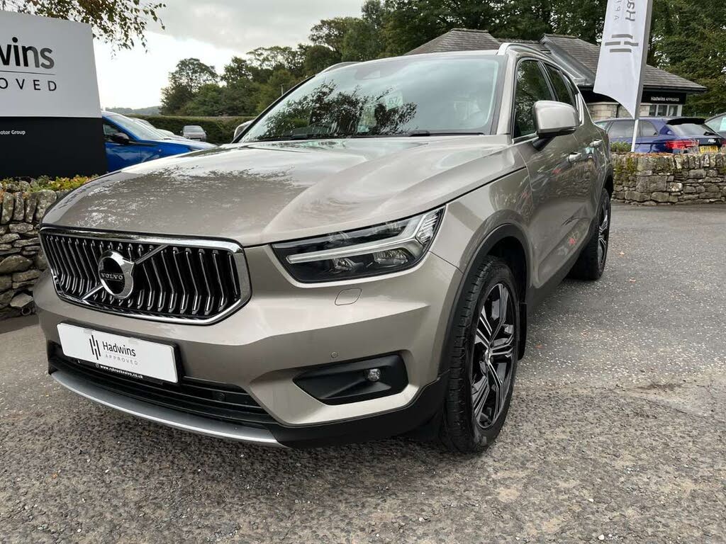 2020 Volvo XC40 2.0 B4 Inscription Pro