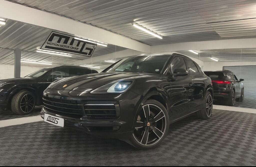 2023 Porsche Cayenne 3.0 V6 Platinum Edition Station Wagon