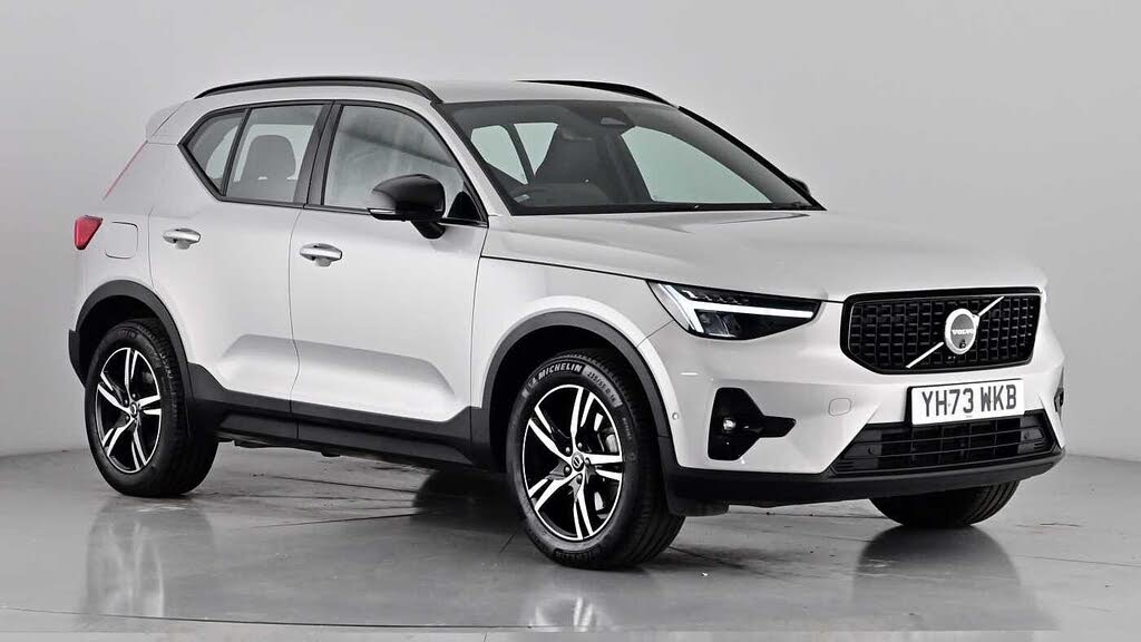 2023 Volvo XC40 2.0 B3 Plus