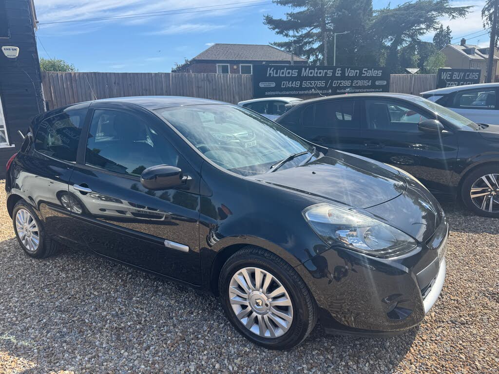 2011 Renault Clio 1.2 I - Music 16v (75bhp)(Euro V) Hatchback 3d