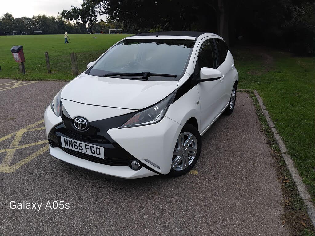 2015 Toyota AYGO 1.0 VVT-i x-pression 5d