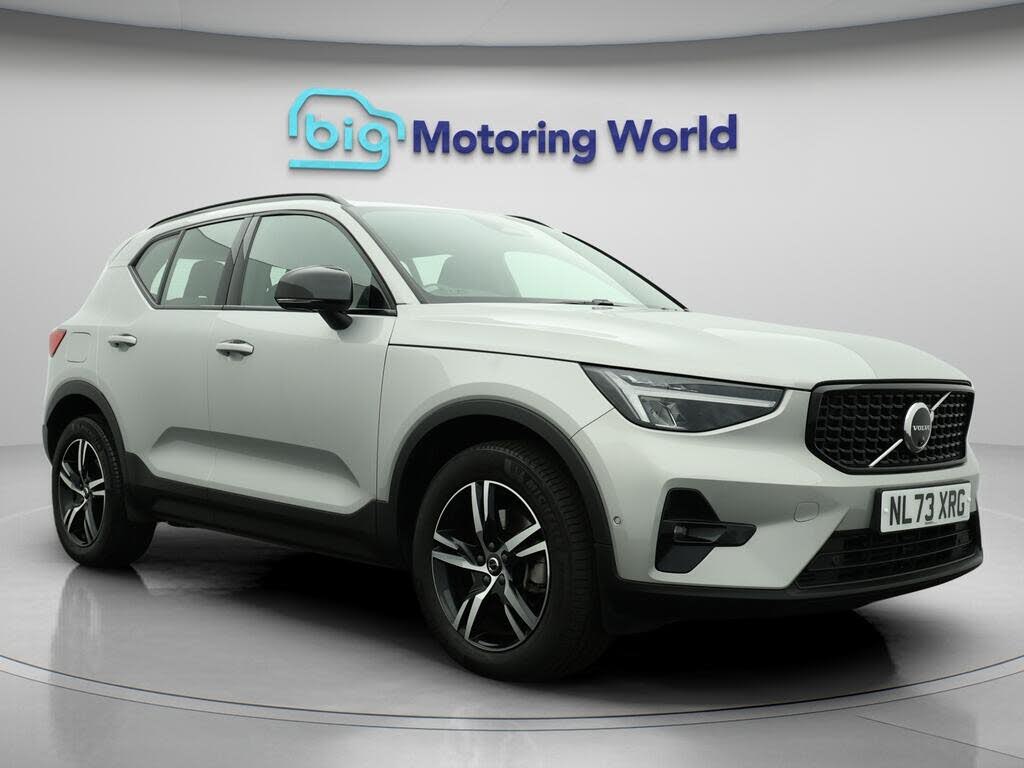 2023 Volvo XC40 2.0 B3 Plus