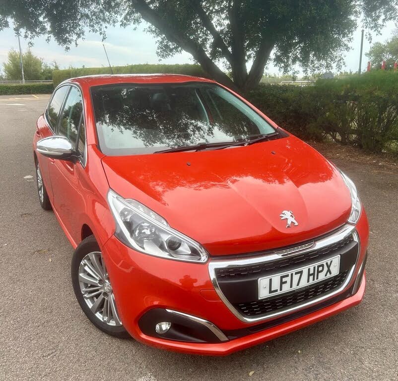2017 Peugeot 208 1.6BlueHDi Allure (100bhp) 5d